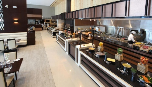 Metropolitan Hotel Dubai image 35